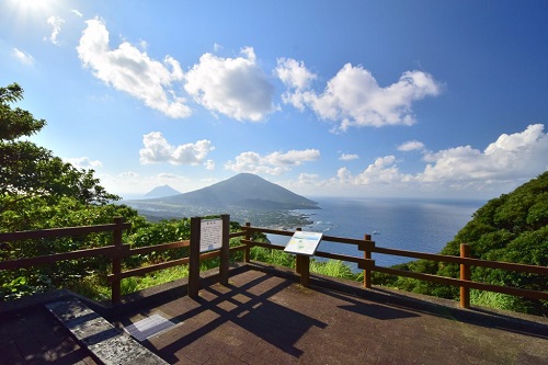 『～地元 グルメ満喫！島内 で6 食 と11の名所 をたっぷりめぐる～伊豆七島最南端の楽園　はじめての八丈島　3日間』＜基本客室プラン＞