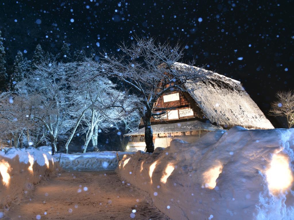 『「５つ星の宿」弊社Ｓランクホテルに宿泊！クラブツーリズム特別企画　白川郷民家園夜間特別公開ライトアップ　２日間』【天王寺・なんばパークス・梅田・新大阪　出発】