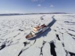 【流氷船】船の重みで氷を割って進む「流氷砕氷船おーろら」に乗船(イメージ)