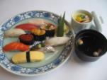 【小樽昼食】小樽名物の特上握り寿司をお召し上がり（イメージ※内容は一例）