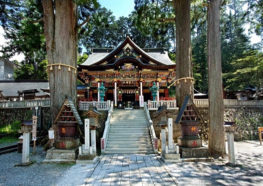 三峯神社 拝殿正面(イメージ)