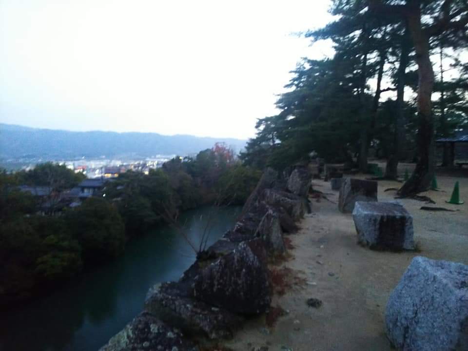 伊賀上野城の高石垣の上から（イメージ）