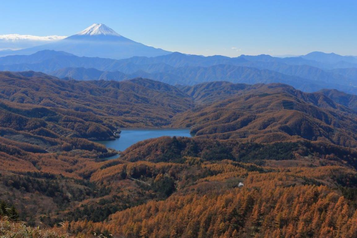 大菩薩峠から望む富士山(イメージ)富士山見られない場合がございます