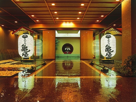 ホテル亀屋・入口(イメージ)