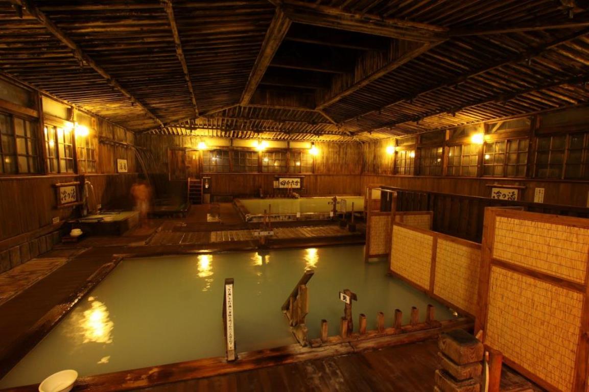 【酸ヶ湯温泉】広さ約160畳の大浴場「ヒバ千人風呂」（イメージ）